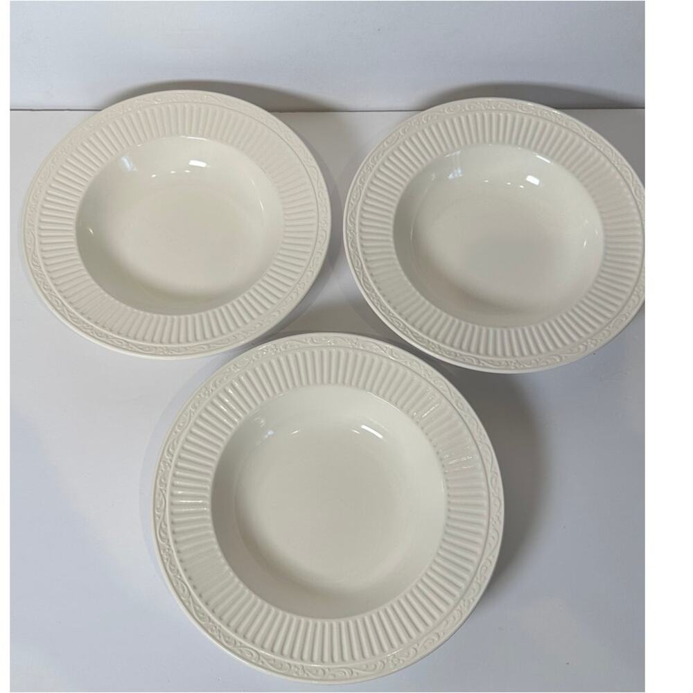 Mikasa Italian Countryside 9 1/4" Soup/Pasta/Salad Bowl DD900 White Ribbed Rims